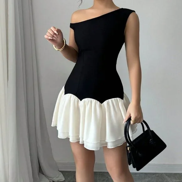 Black Casual Women's Woven Splicing Design Sleeveless Asymmetric Mini Dress - Picture 5 of 6